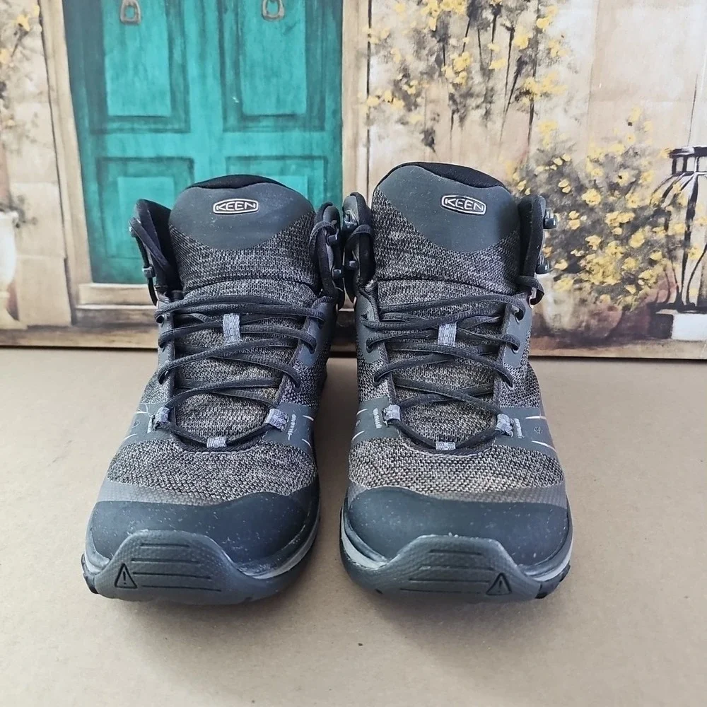 Keen Women's Terradora‎ Mid, Waterproof Hiking Boot 9.5W